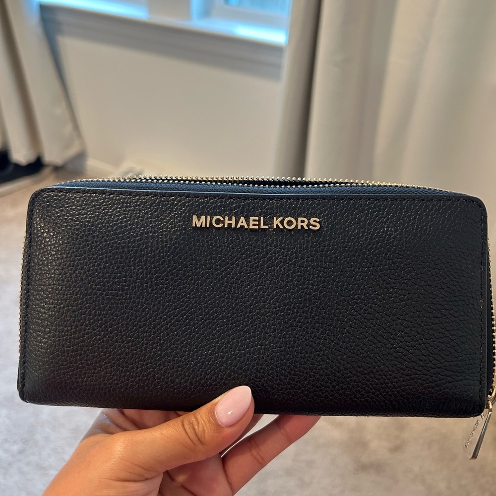 michael kors wallet